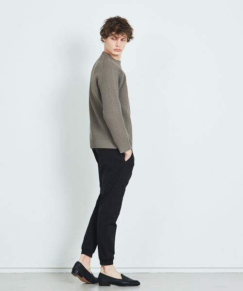 ABAHOUSE（アバハウス）の「クルーネック アランニット（ニット/セーター・メンズ・ブラック/オフホワイト/グレイッシュベージュ/グレイッシュブルー・46/44/48）」の20枚目の写真