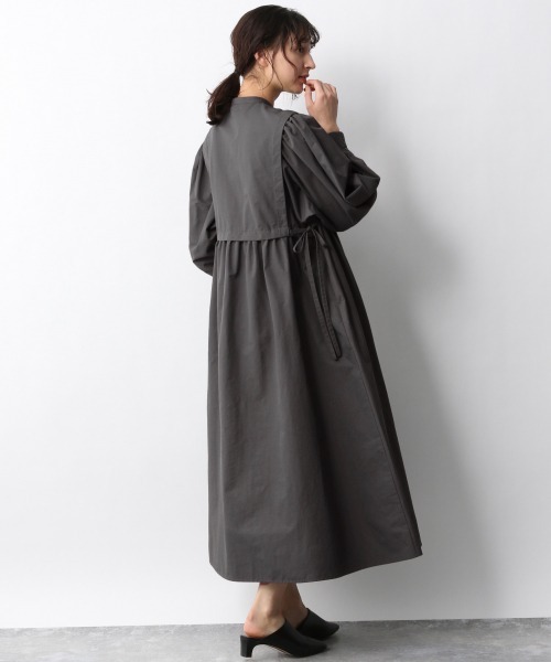 A part by(アパートバイ)の「RyNyレイヤードフウワンピース 931715(ワンピース・レディース・オフホワイト/チャコールグレー/ベージュ/グリーン系その他4・FREE)」の8枚目の写真