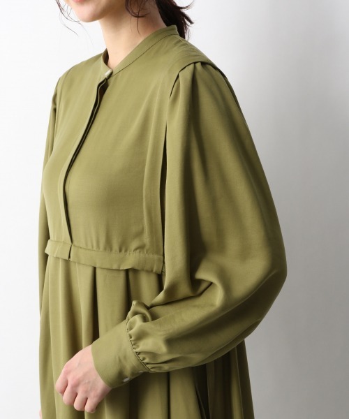 A part by(アパートバイ)の「RyNyレイヤードフウワンピース 931715(ワンピース・レディース・オフホワイト/チャコールグレー/ベージュ/グリーン系その他4・FREE)」の13枚目の写真