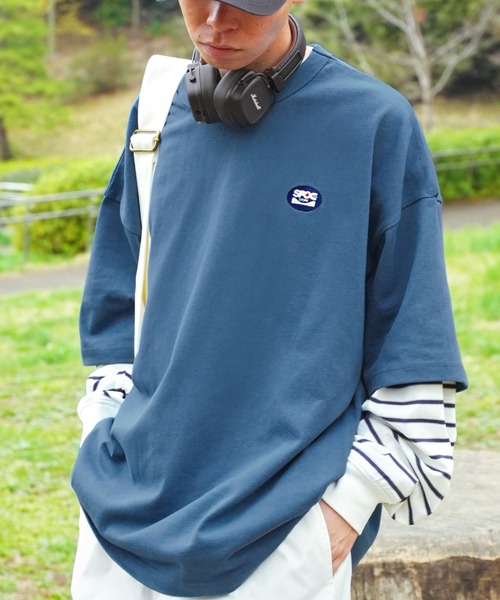 SPOC STORE（スポックストア）の「【SPOC STORE】サークルロゴ オーバーサイズ半袖T トップス Tシャツ（Tシャツ/カットソー・レディース・パープル/チャコール/ケリーグリーン/コバルトブルー/ライトベージュ/ブルー系その他/イエロー/オフホワイト/モカ/ブルー系/ホワイト系/グレー系/レッド系/グリーン系/ネイビー系/オレンジ/ブラック系2/ピンク系2/ホワイト系2/ブルー系2/イエロー系2・S/M/L）」の15枚目の写真