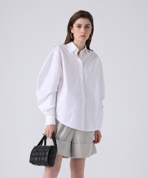 chuclla(チュクラ)の「【chuclla】【2021/SS】Curve sleeve shirt sb-5 chwg1(シャツ/ブラウス・レディース・ホワイト/サックスブルー・FREE)」の6枚目の写真