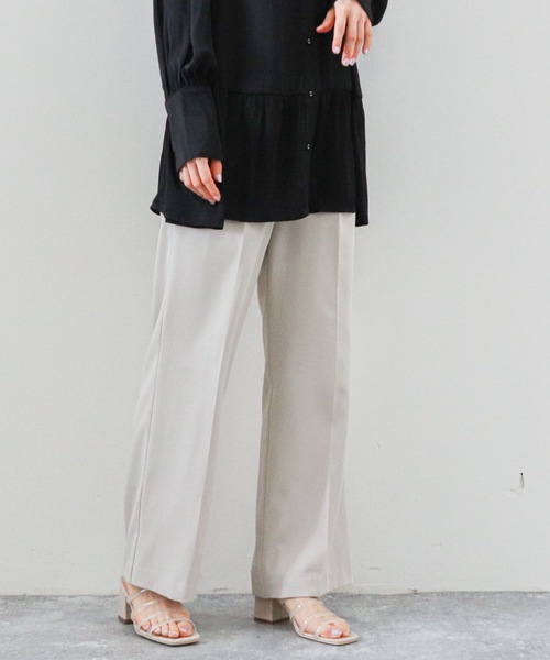 archives(アルシーヴ)の「センタープレスパンツ(セットアップ)(その他パンツ・レディース・ベージュ/ベージュ系その他/グリーン/マスタード・MEDIUM)」の1枚目の写真