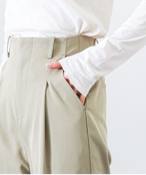 archives(アルシーヴ)の「センタープレスパンツ(セットアップ)(その他パンツ・レディース・ベージュ/ベージュ系その他/グリーン/マスタード・MEDIUM)」の6枚目の写真