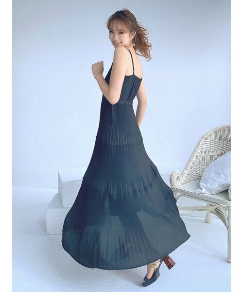 RESEXXY（リゼクシー）の「プリーツティアードキャミワンピース（ワンピース・レディース・ブラック/オフホワイト/ピンク/ミント・FREE）」の14枚目の写真