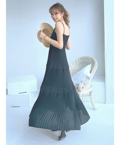 RESEXXY（リゼクシー）の「プリーツティアードキャミワンピース（ワンピース・レディース・ブラック/オフホワイト/ピンク/ミント・FREE）」の18枚目の写真