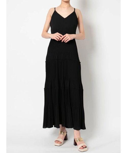 RESEXXY（リゼクシー）の「プリーツティアードキャミワンピース（ワンピース・レディース・ブラック/オフホワイト/ピンク/ミント・FREE）」の16枚目の写真