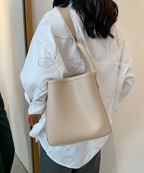 shopnikoniko（ショップニコニコ）の「バケットスクエアバッグ（ハンドバッグ・レディース・ベージュ/ブラック/ホワイト・フリー）」の3枚目の写真