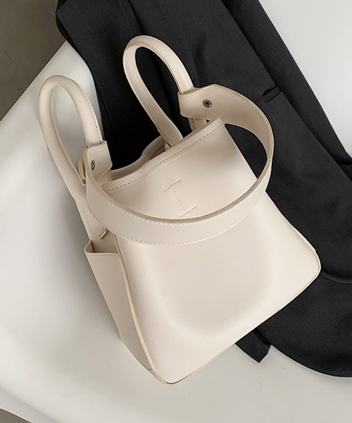 shopnikoniko（ショップニコニコ）の「バケットスクエアバッグ（ハンドバッグ・レディース・ベージュ/ブラック/ホワイト・フリー）」の9枚目の写真