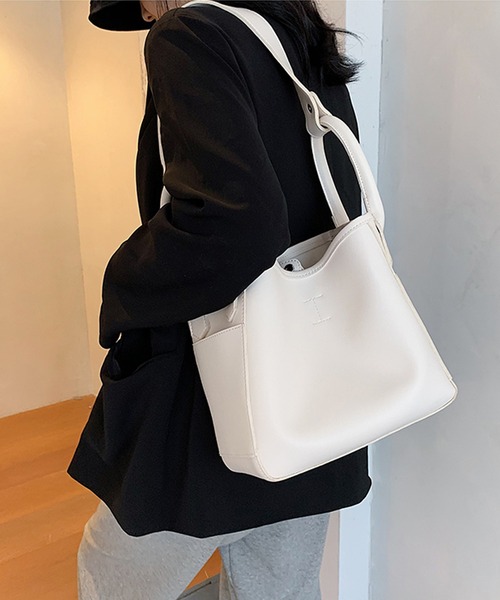 shopnikoniko（ショップニコニコ）の「バケットスクエアバッグ（ハンドバッグ・レディース・ベージュ/ブラック/ホワイト・フリー）」の5枚目の写真