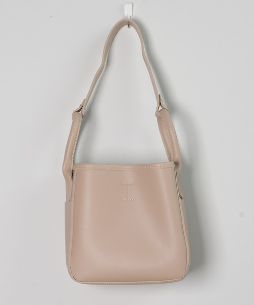 shopnikoniko（ショップニコニコ）の「バケットスクエアバッグ（ハンドバッグ・レディース・ベージュ/ブラック/ホワイト・フリー）」の18枚目の写真