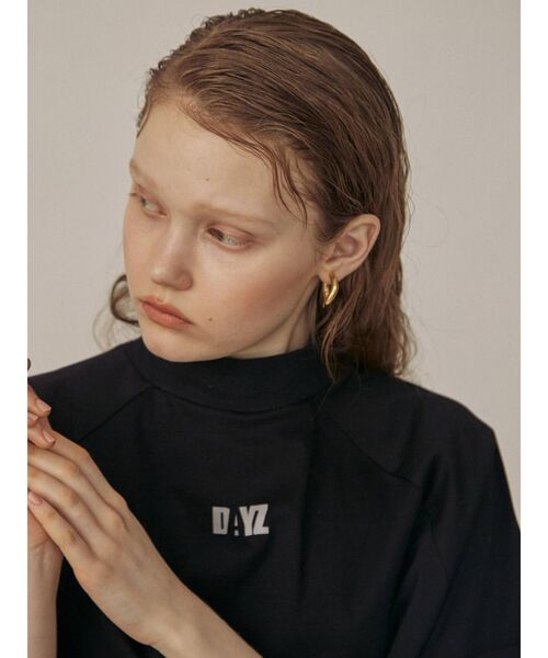 THE DAYZ TOKYO（ザデイズトーキョー）の「【THE DAYZ TOKYO】ボトルネックスリットTシャツ（Tシャツ/カットソー・レディース・オフホワイト/ブラック/ミント・FREE）」の9枚目の写真