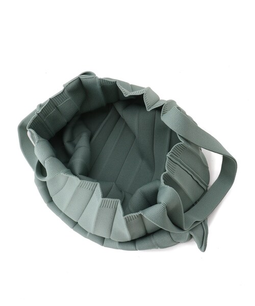 SHOO・LA・RUE（シューラルー）の「◆ニットプリーツバッグ（トートバッグ・レディース・オレンジ/グリーン/サンドベージュ/グレー系その他/ピンク系・00）」の13枚目の写真