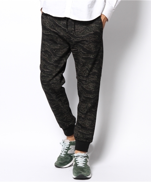 URBAN RESEARCH(アーバンリサーチ)の「UR 綿ウールジャージーリブパンツ(その他パンツ・メンズ・カーキ/ネイビー/カモフラージュ・LARGE/MEDIUM)」の3枚目の写真