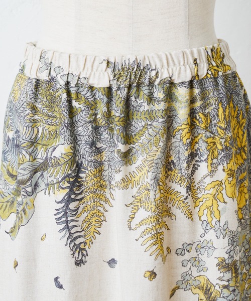 BEARDSLEY（ビアズリー）の「スカーフプリントスカート（スカート・レディース・ベージュ/ホワイト・FREE）」の11枚目の写真