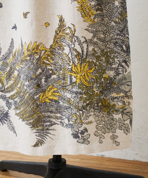 BEARDSLEY（ビアズリー）の「スカーフプリントスカート（スカート・レディース・ベージュ/ホワイト・FREE）」の17枚目の写真