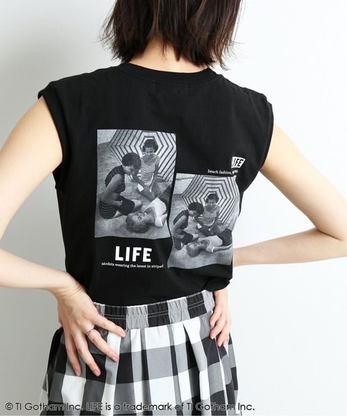 SLOBE IENA（スローブイエナ）の「LIFE グラフィック ノースリーブTシャツ【洗濯機使用可能】◆（Tシャツ/カットソー・レディース・ホワイト/ブラック・FREE）」の2枚目の写真