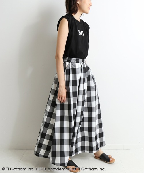 SLOBE IENA（スローブイエナ）の「LIFE グラフィック ノースリーブTシャツ【洗濯機使用可能】◆（Tシャツ/カットソー・レディース・ホワイト/ブラック・FREE）」の5枚目の写真