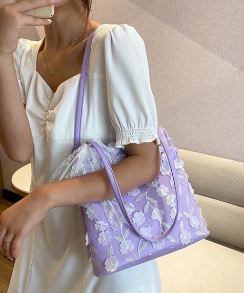 KOR（ケーオーアール）の「フラワーレーストートバック（トートバッグ・レディース・ホワイト/パープル・FREE）」の8枚目の写真
