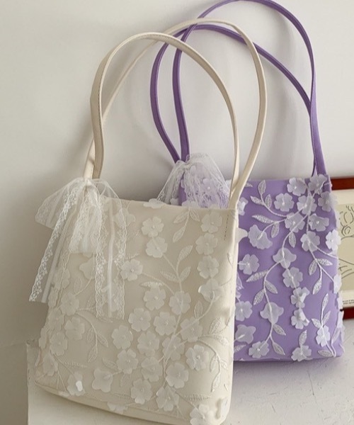 KOR（ケーオーアール）の「フラワーレーストートバック（トートバッグ・レディース・ホワイト/パープル・FREE）」の12枚目の写真