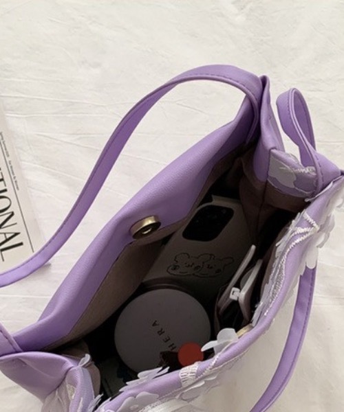 KOR（ケーオーアール）の「フラワーレーストートバック（トートバッグ・レディース・ホワイト/パープル・FREE）」の10枚目の写真