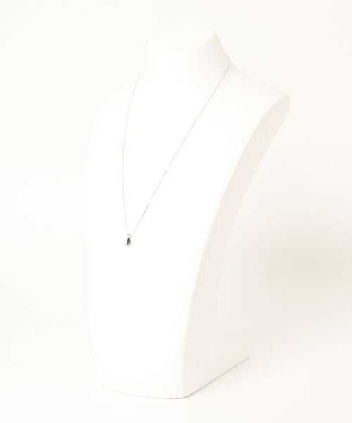 rapiecage（ラピエサージュ）の「スライドチェーンハーフムーンネックレス（ネックレス・レディース・ゴールド/シルバー・FREE）」の4枚目の写真