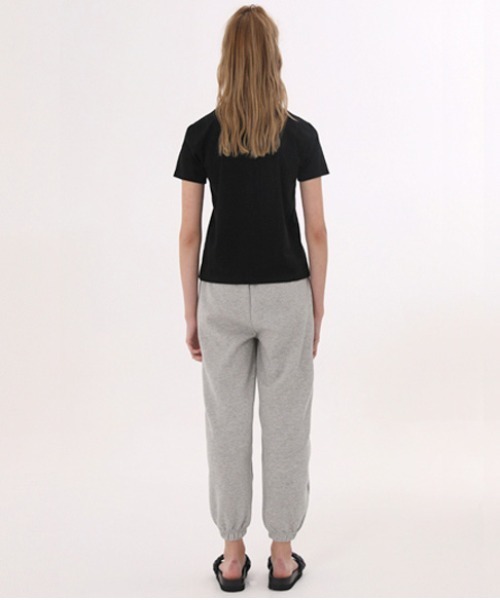 ODD STUDIO(オッドスタジオ)の「【ODD STUDIO】ODSD JOGGER PANTS / オッドスタジオ ODSD ワンポイント ロゴ ジョガー スウェットパンツ(スウェットパンツ・レディース・ブラック/グレー/オートミール・MEDIUM/LARGE)」の18枚目の写真
