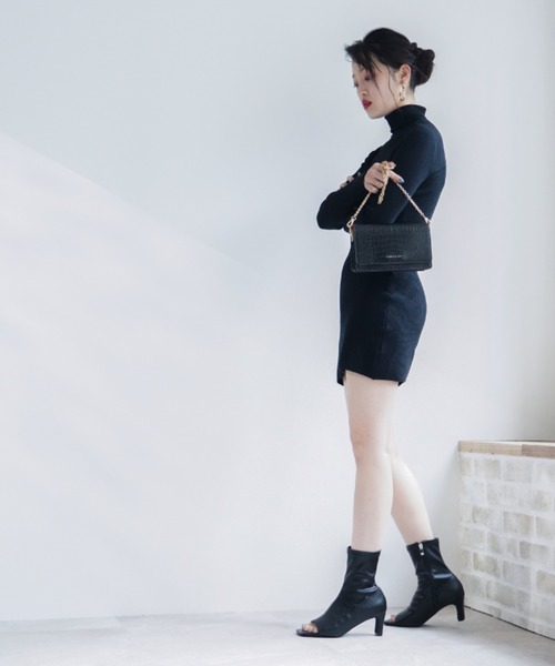 VIVIAN（ヴィヴィアン）の「オープントゥストレッチショートブーツ（ブーツ・レディース・グレー系その他7/ブラック/アイボリー・L/S/M）」の18枚目の写真