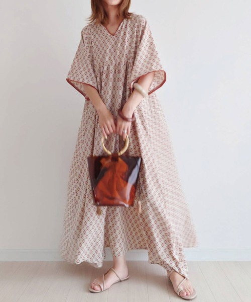 CORNERS（コーナーズ）の「CORNERS by yui　コモン柄カフタンワンピース（ワンピース・レディース・アイボリー/ブラウン/ミント/ネイビー/ブラック・M）」の20枚目の写真