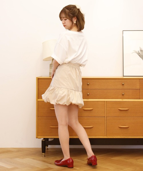 one after another NICE CLAUP(ワンアフターアナザーナイスクラップ)の「バルーンミニスカート(スカート・レディース・ブラック/アイボリー・FREE)」の13枚目の写真