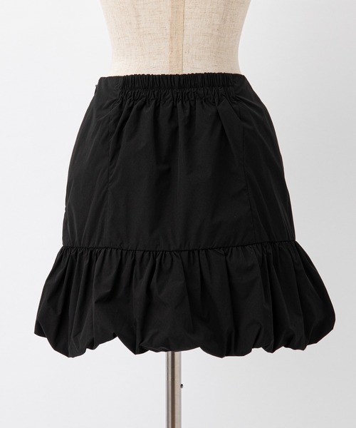 one after another NICE CLAUP(ワンアフターアナザーナイスクラップ)の「バルーンミニスカート(スカート・レディース・ブラック/アイボリー・FREE)」の4枚目の写真