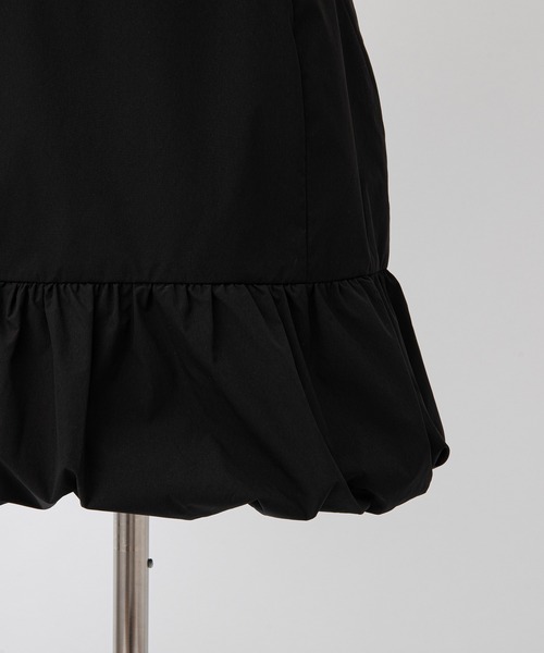 one after another NICE CLAUP(ワンアフターアナザーナイスクラップ)の「バルーンミニスカート(スカート・レディース・ブラック/アイボリー・FREE)」の12枚目の写真