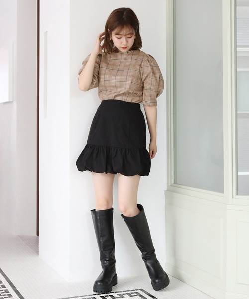 one after another NICE CLAUP(ワンアフターアナザーナイスクラップ)の「バルーンミニスカート(スカート・レディース・ブラック/アイボリー・FREE)」の5枚目の写真