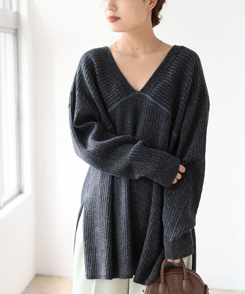 B:MING by BEAMS(ビーミングバイビームス)の「B:MING by BEAMS / ネップ リブ Vネック プルオーバー(ニット/セーター・レディース・チャコールグレー/ベージュ/ナチュラル・ONE SIZE)」の2枚目の写真