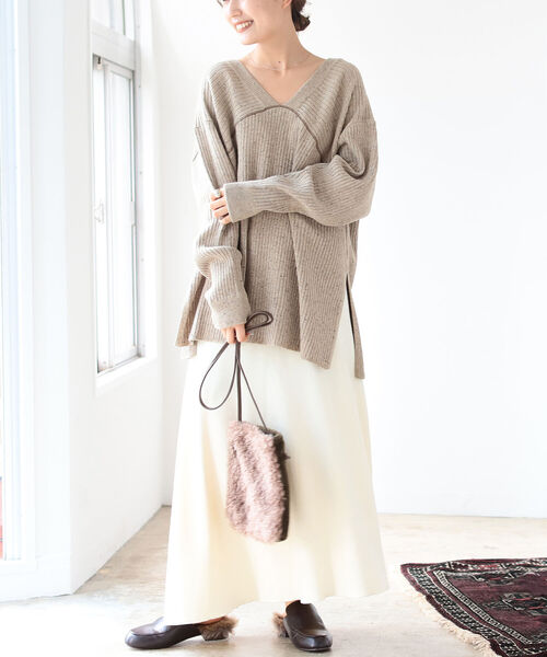 B:MING by BEAMS(ビーミングバイビームス)の「B:MING by BEAMS / ネップ リブ Vネック プルオーバー(ニット/セーター・レディース・チャコールグレー/ベージュ/ナチュラル・ONE SIZE)」の13枚目の写真