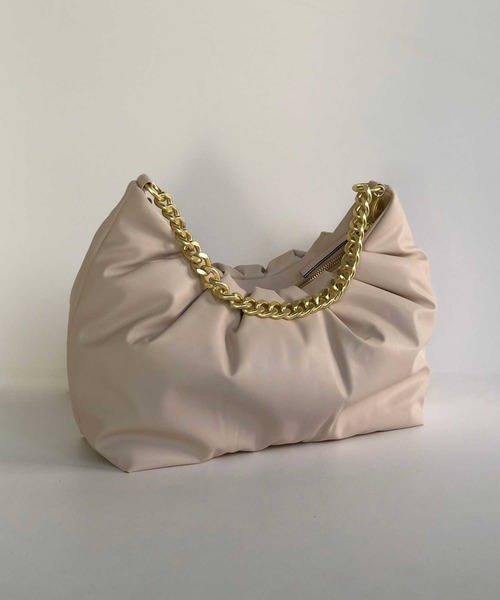 ASH（アッシュ）の「【OTTAVIA】チェーントートバッグ（トートバッグ・レディース・ブラック/アイボリー・ONE SIZE）」の9枚目の写真