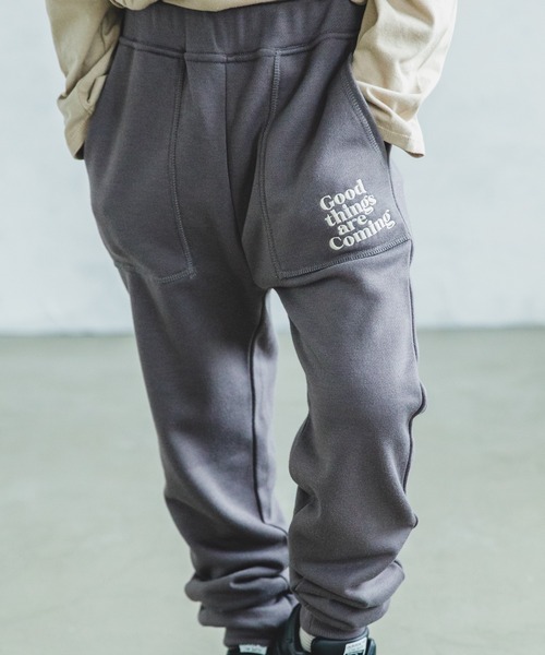 PAIRMANON STREET（ペアマノンストリート）の「【PAIRMANON STREET】【裏起毛じゃない毛玉知らずスウェット】選べる2デザインユニセックスジョガーパンツ（その他パンツ・キッズ・ブルー系その他3/ブラック/モカ/グレイッシュベージュ/チャコール/グレー/ブラック系その他2/グレー系その他2/ダークブルー・100/130/140/150/110/120/90）」の13枚目の写真