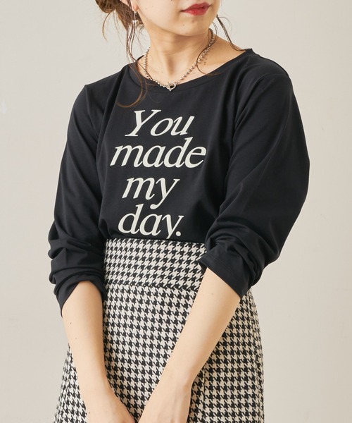 Chico（チコ）の「フロッキーロゴロンT（Tシャツ/カットソー・レディース・ブラウン/ブラック/ライトベージュ/ホワイト・FREE）」の3枚目の写真