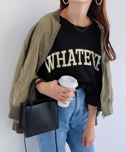 andme（アンドミー）の「コットン天竺長袖ロゴプリントラウンドヘムTシャツ（Tシャツ/カットソー・レディース・ダークブルー/チャコールグレー/モカ/オフホワイト/ブラック/ミント/ピンク/ピンク系その他/レッド系その他/グリーン系その他・M）」の11枚目の写真