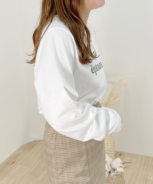 apres jour clair(アプレジュールクレア)の「【apres jour clair】アソートロゴロンT【ZOZOTOWN限定アイテム】(Tシャツ/カットソー・レディース・オフホワイト/イエロー/ベージュ/ホワイト系その他・X-LARGE/フリー)」の8枚目の写真