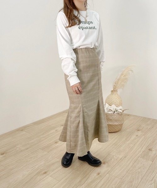apres jour clair(アプレジュールクレア)の「【apres jour clair】アソートロゴロンT【ZOZOTOWN限定アイテム】(Tシャツ/カットソー・レディース・オフホワイト/イエロー/ベージュ/ホワイト系その他・X-LARGE/フリー)」の13枚目の写真
