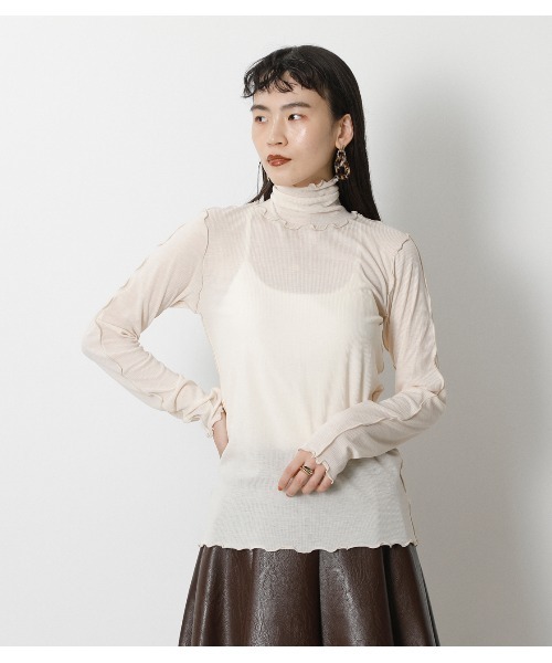 crie conforto（クリーコンフォルト）の「メローハイネックプルオーバー（ニット/セーター・レディース・チャコールグレー/ブラック/サックスブルー/アイボリー・SMALL/MEDIUM/LARGE）」の2枚目の写真