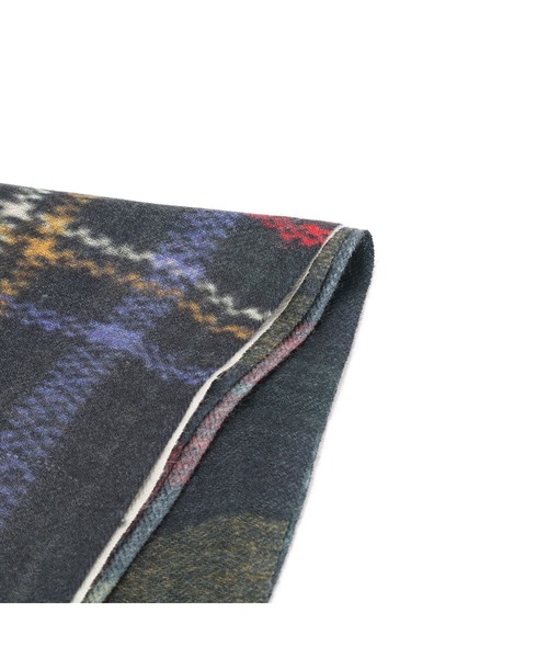 Glen Prince(グレンプリンス)の「【GLEN PRINCE(グレン プリンス)】 ストール ハーフチェック柄(ストール/ショール・レディース・グリーン/レッド・FREE)」の5枚目の写真