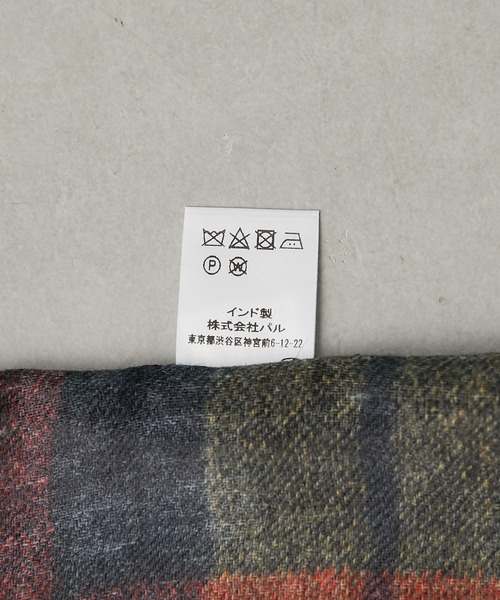 Glen Prince(グレンプリンス)の「【GLEN PRINCE(グレン プリンス)】 ストール ハーフチェック柄(ストール/ショール・レディース・グリーン/レッド・FREE)」の8枚目の写真