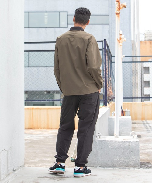 le coq sportif（ルコックスポルティフ）の「スポーツ メンズ ロングスリーブCORDURAウーブンジップシャツ カジュアル トレーニングウェア スポーツウェア（シャツ/ブラウス・メンズ・ブラック/ブロンズ/ネイビー・L/M/XL）」の9枚目の写真