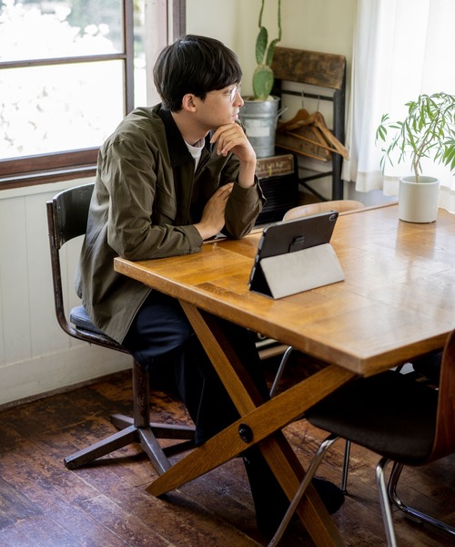 le coq sportif（ルコックスポルティフ）の「スポーツ メンズ ロングスリーブCORDURAウーブンジップシャツ カジュアル トレーニングウェア スポーツウェア（シャツ/ブラウス・メンズ・ブラック/ブロンズ/ネイビー・L/M/XL）」の11枚目の写真