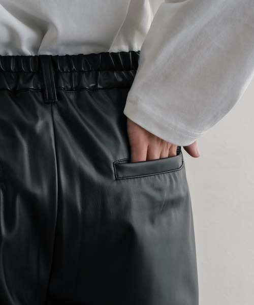 Julius シンセティックレザーパンツ epnok（エプノック）の「シンセティックレザーパンツ（その他パンツ