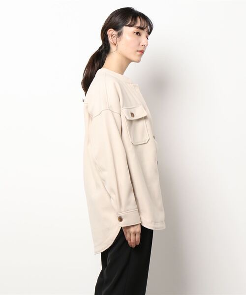 e.r.g*(イーアールジー)の「バンドカラーCPO(その他アウター・レディース・チャコールグレー/ピンク/オフホワイト・M)」の5枚目の写真