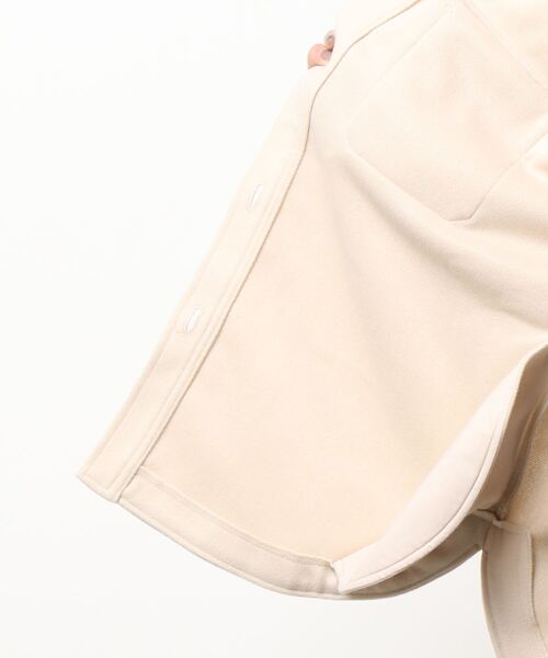 e.r.g*(イーアールジー)の「バンドカラーCPO(その他アウター・レディース・チャコールグレー/ピンク/オフホワイト・M)」の6枚目の写真