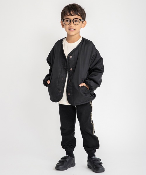 BRANSHES（ブランシェス）の「【裏ボア】ノーカラーライトジャケット（ノーカラージャケット・キッズ・カーキオリーブ/ブラック・110/100/150/130/140/90/120）」の14枚目の写真