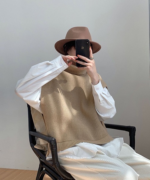 chuclla（チュクラ）の「ハイネック リブニットベスト chw21a123（ニット/セーター・レディース・ベージュ/ネイビー・FREE）」の21枚目の写真